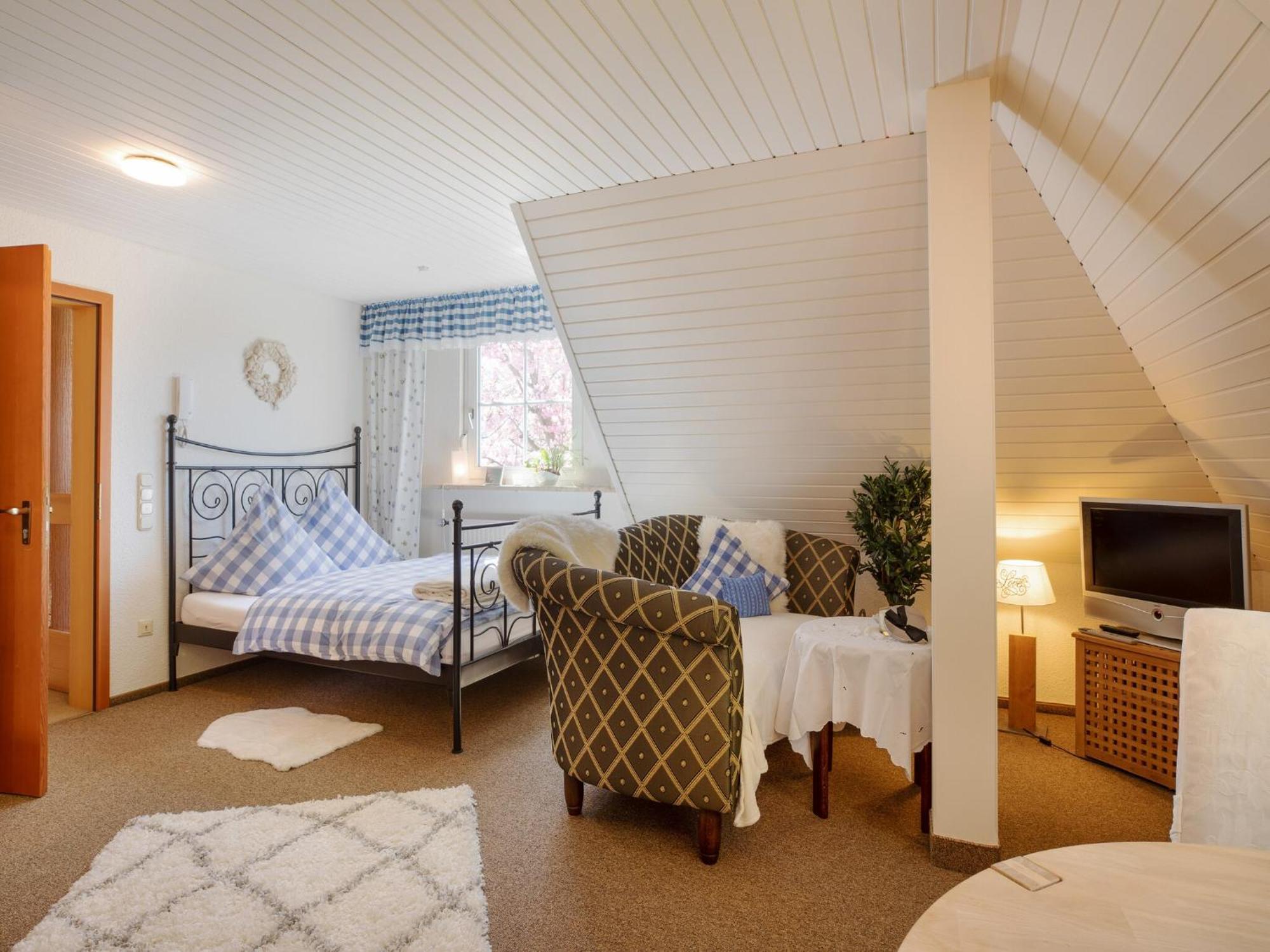 Charming Apartment In Wei Enbrunn Near Forest Weissenbrunn Buitenkant foto